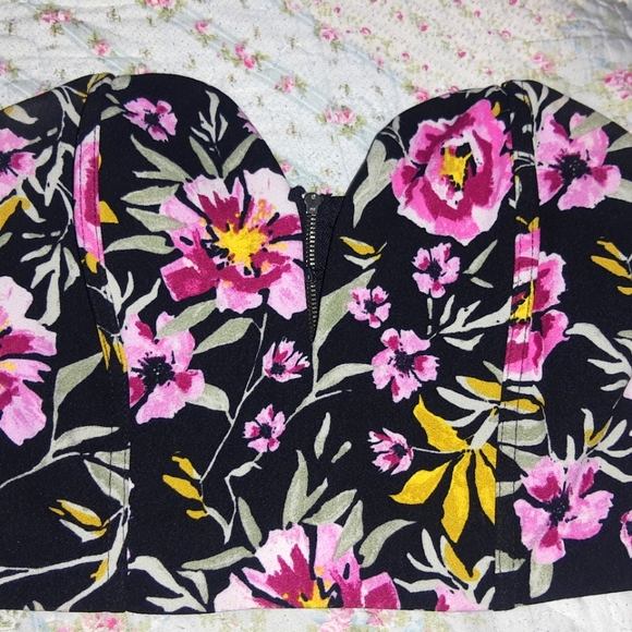 Colorful and sexy bralette or crop top - Picture 1 of 5